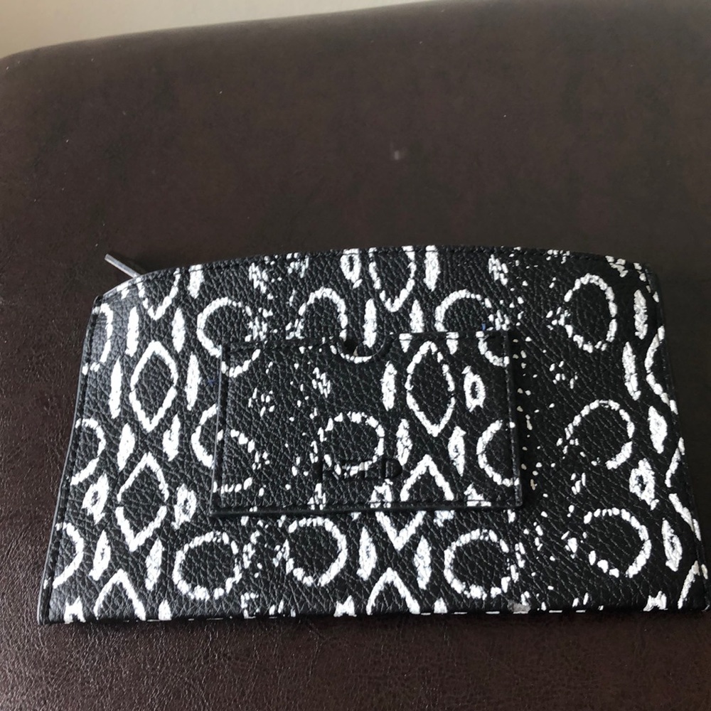 REED WALLET/CLUTCH